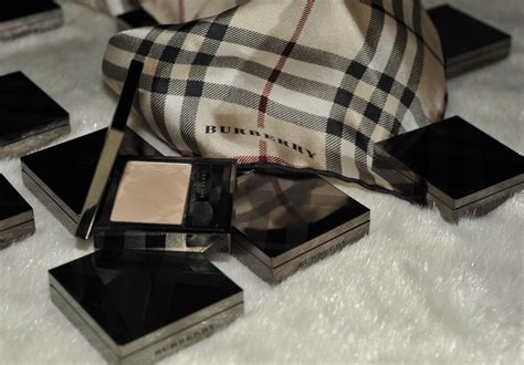 Burberry eyeshadows – swatches and a brief review